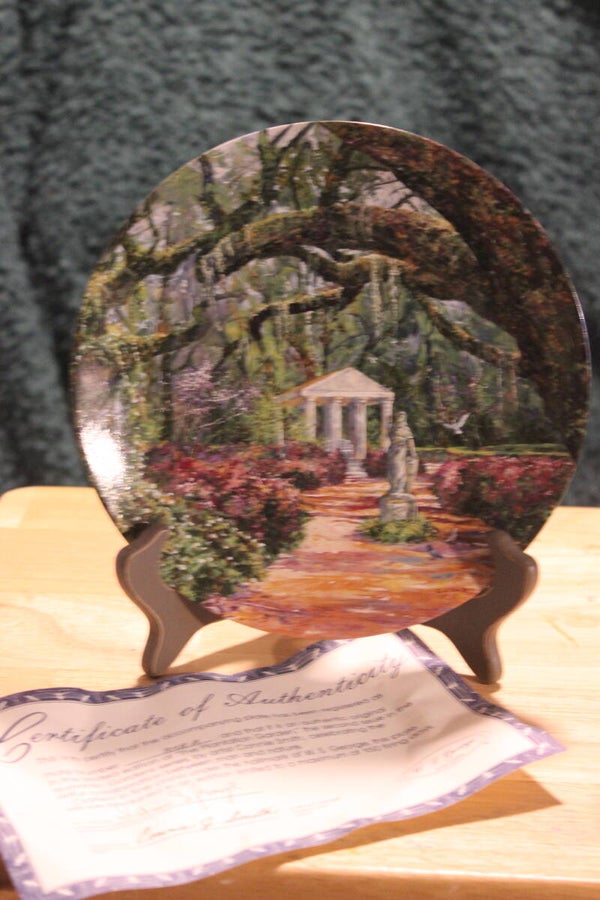 The plantation Garden collector plate.