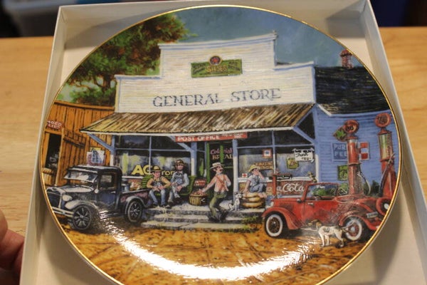 General store collector plate