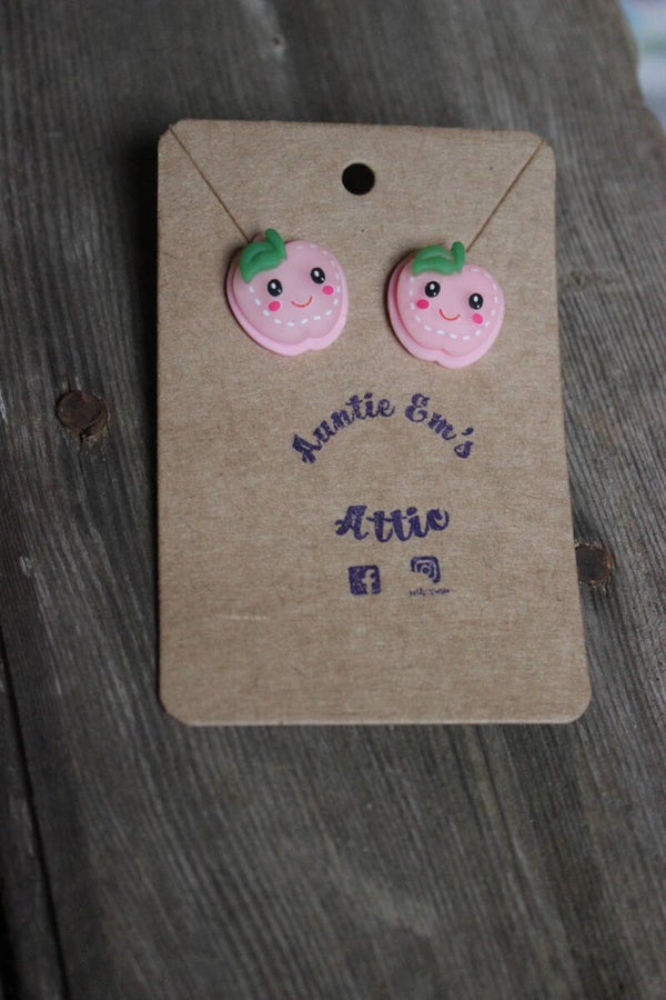 pink apple posts (74c)