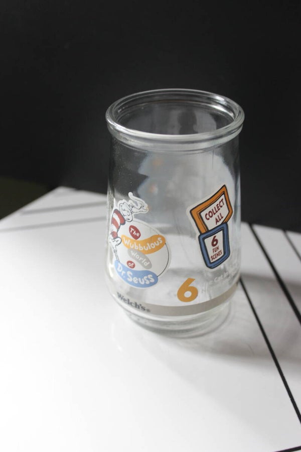 Dr. Suess, CAT IN THE HAT juice glass (DSCH)