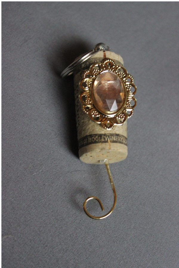 Victorian Gem cork keychain (12372)