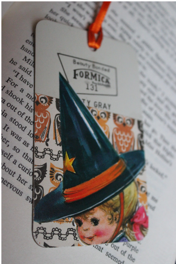 Vintage witch girl bookmark (20147)