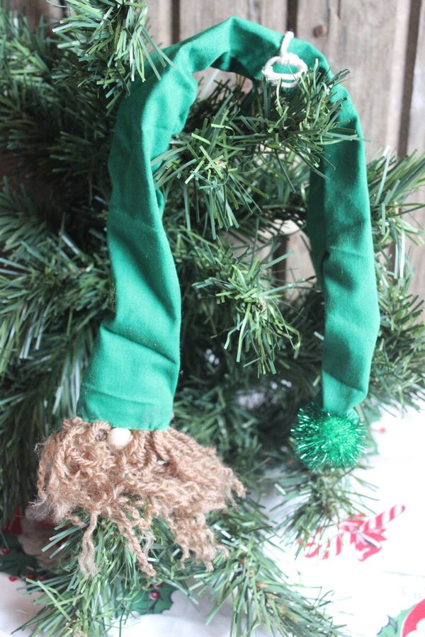 Green gnome ornament (0026)