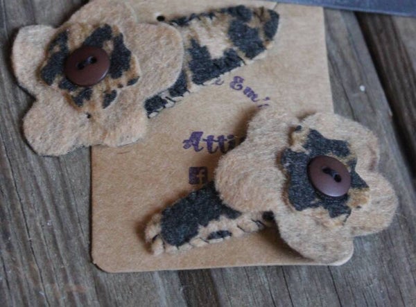 Felt Snap Barrettes ( 350)