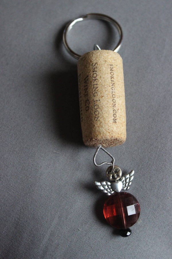 Smoking Loon Angel cork keychain (12329)