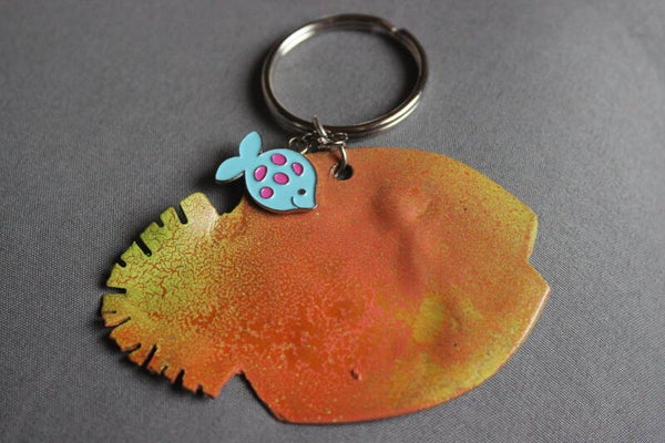 With the fish keychain (12341)