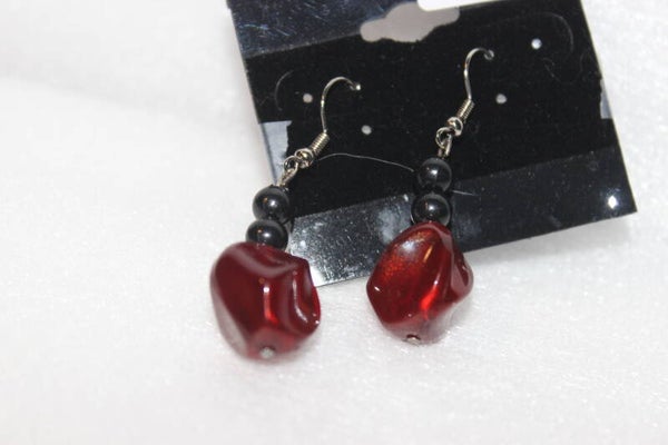 Red beaded earrings ( RBD3)