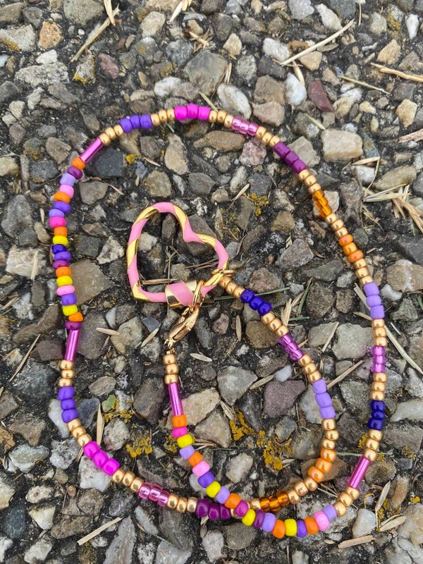 Heart necklace pink