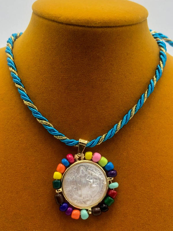 Pendant necklace multi