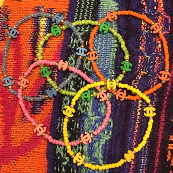 Colour armcandy