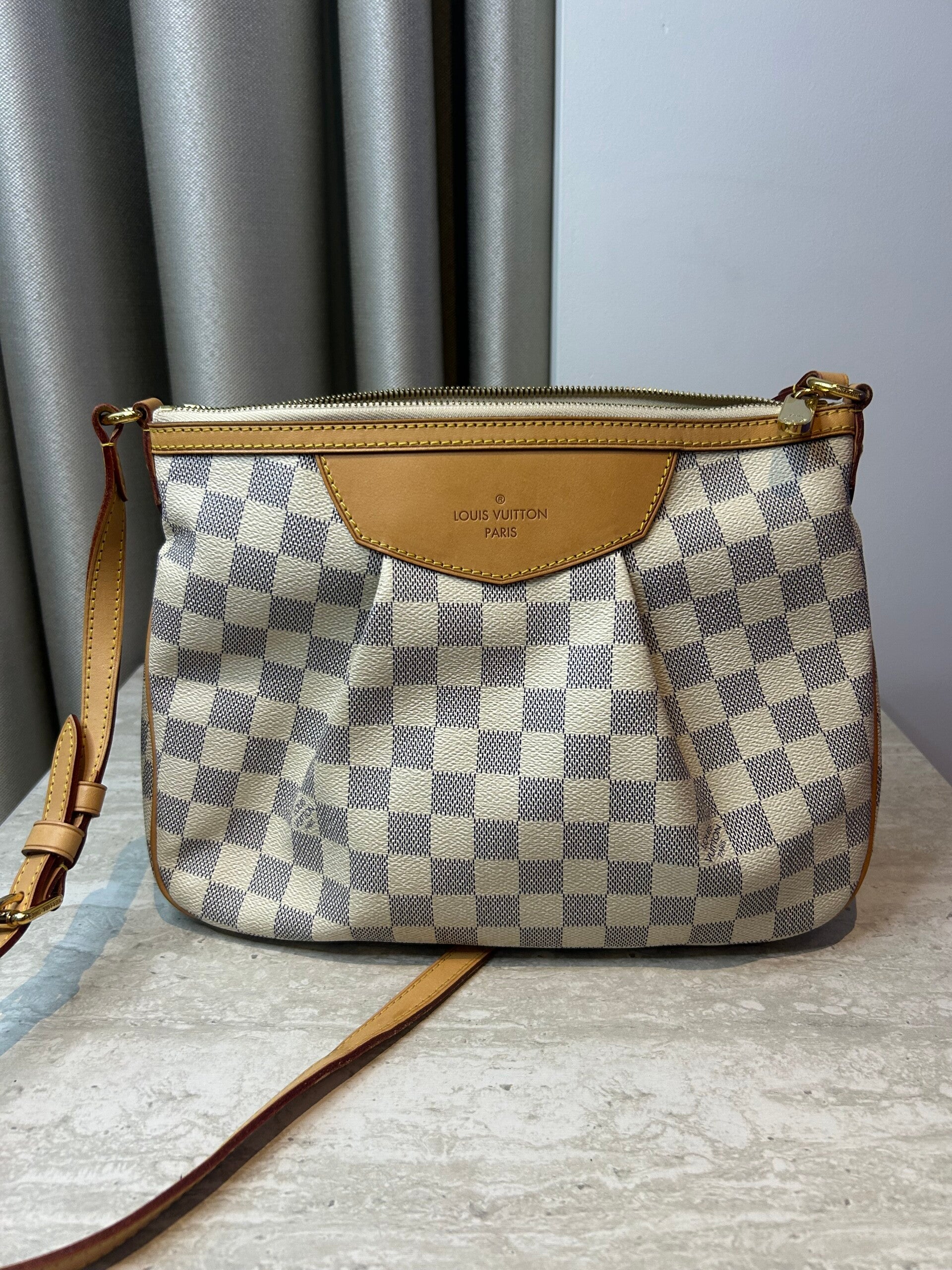 Louis Vuitton Siracusa PM