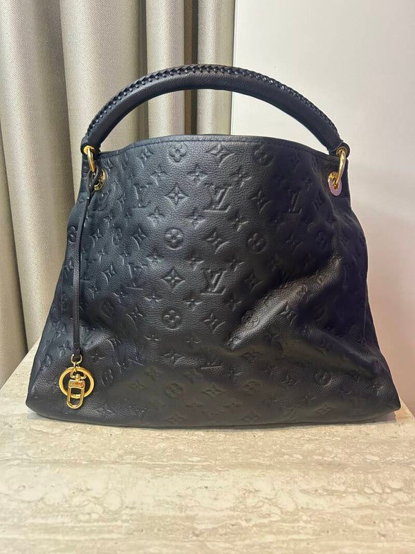 Louis Vuitton Artsy