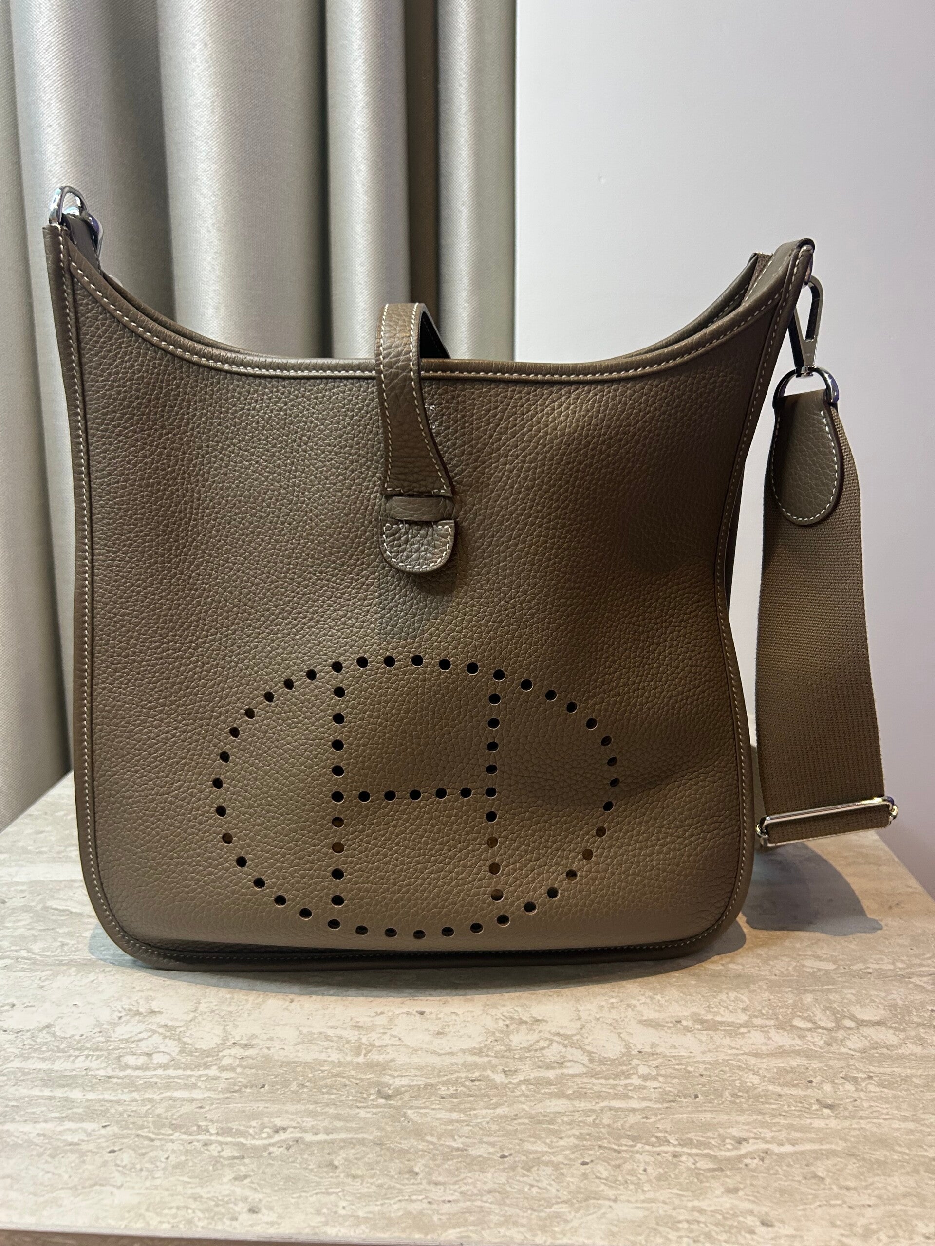 Hermès Evelyne