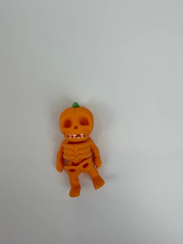 Mini Pumkin Skeleton