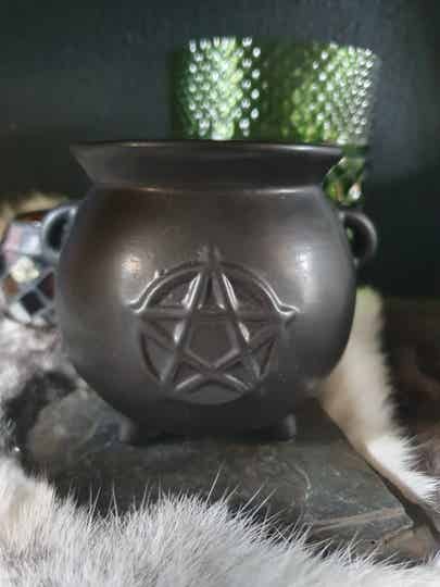 Cauldron Oil Burner