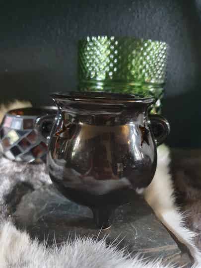 Cauldron Oil Burner