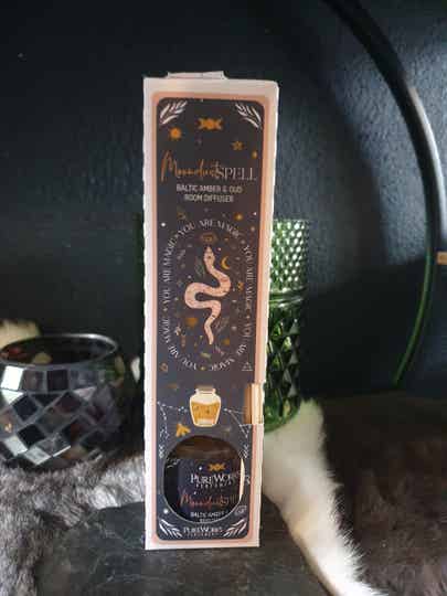 Moondust Spell - Baltic Amber & Oud