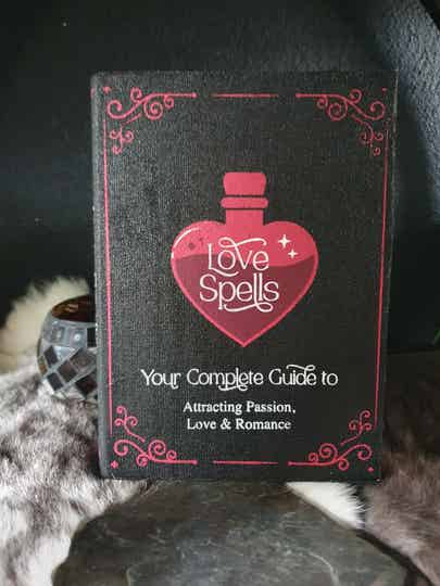 Opberg Boek - Love Spell
