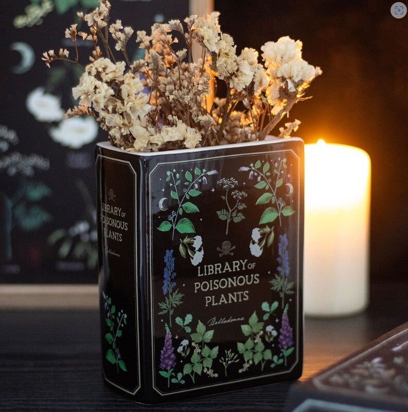 Poisonous Plants Book Vaas