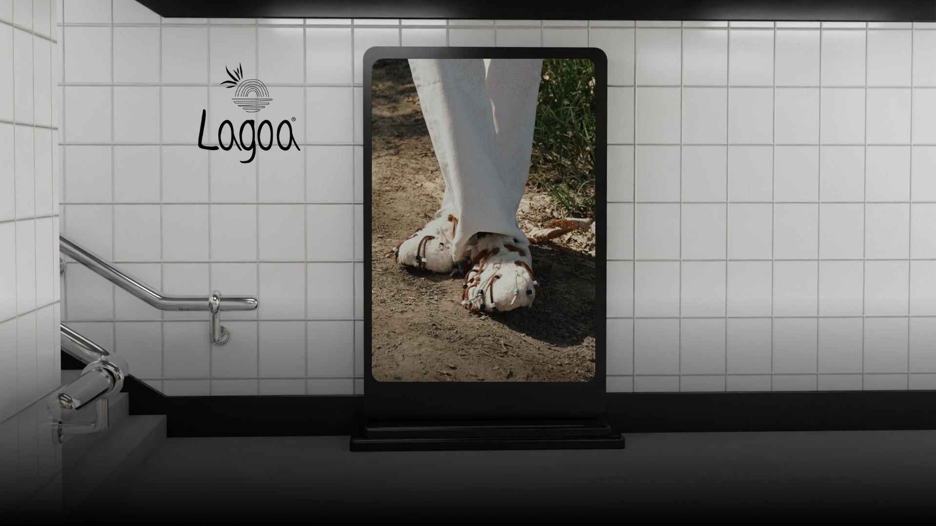 Fiorucci: marca italiana de moda urbana y creativa. Colecciones icónicas y originales, ideales para tiendas B2B y puntos de venta de moda contemporánea.