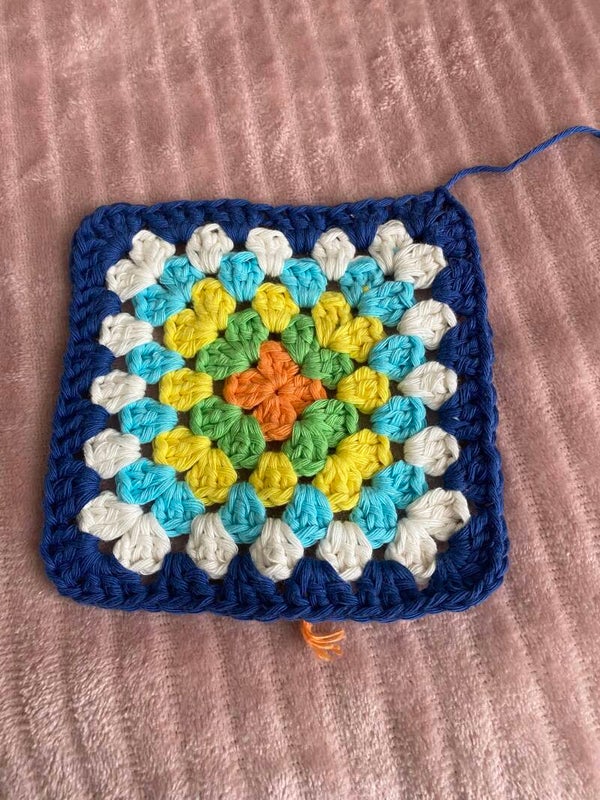 Workshop: Granny Squares Haken – Basis & Sunflower Maandag 26/05/2025 14u tot 16u30