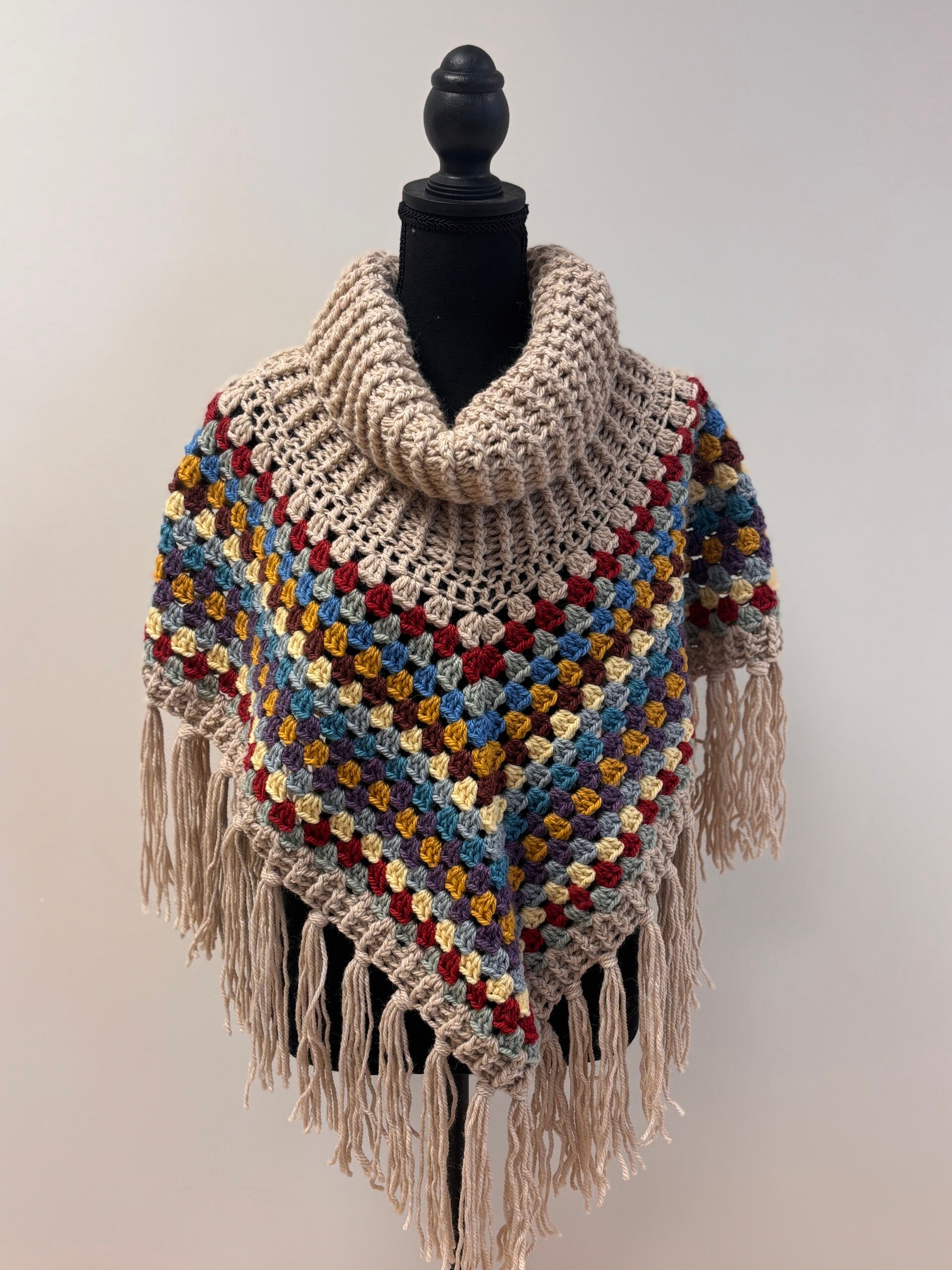 Workshop "Maak je eigen stijlvolle poncho" maandag 26/01/2026 van 14u tot 17u