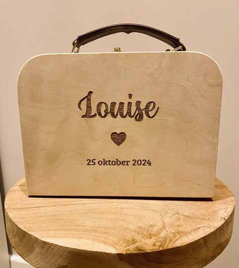 Kinderkoffertje met gravure