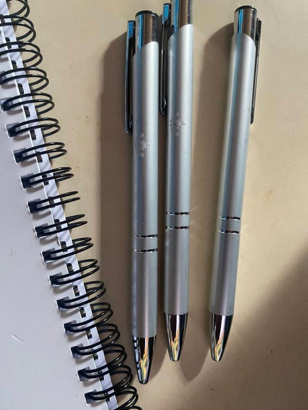 Stylos bleu