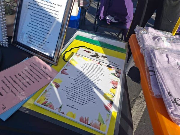 Giant Greeting Cards