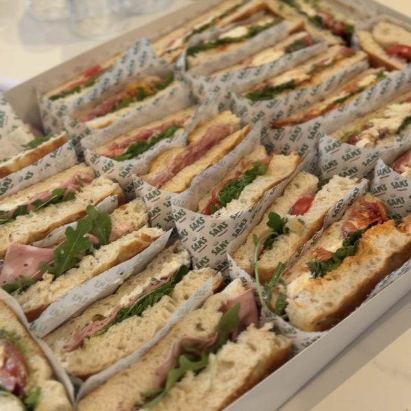 Focaccia box 16 small pieces