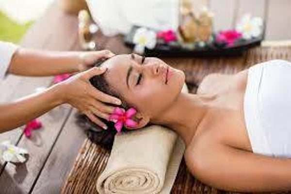 L'instant bien-être 30' ou le soin éclat visage fleurs de Bali 30'