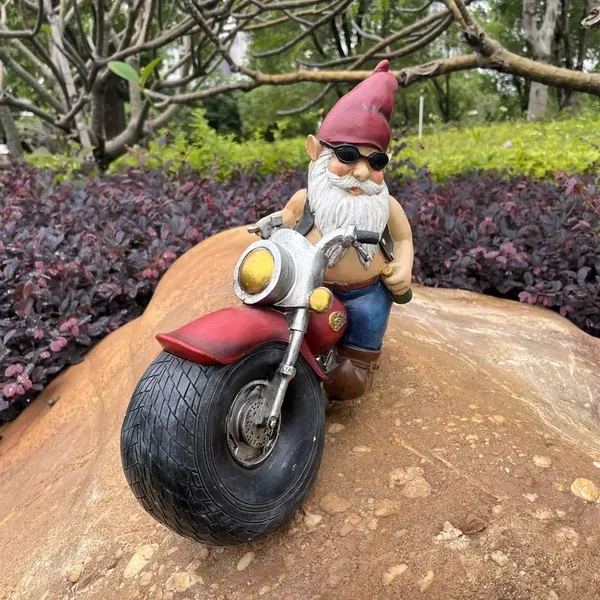 Harz-Frosch-Motorradfahrer-Figur