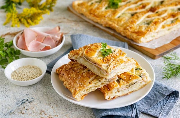 Butterdeigspai med ost og skinke 🥧