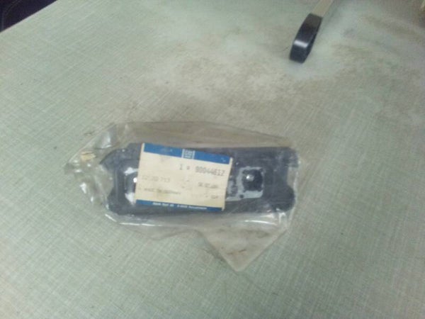 Opel REkord E Lampenträger