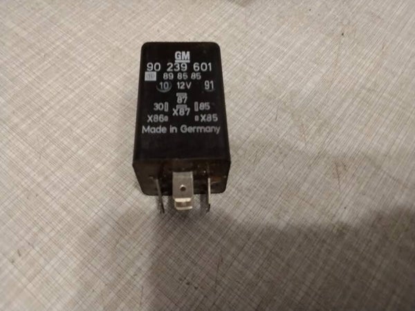 Opel Frontera A Relais