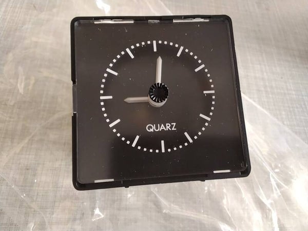 Opel Corsa A Uhr