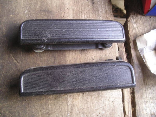 Opel Kadett C GT/E Paar schwarze Türgriffe aussen