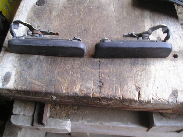 Opel Manta B Paar schwarze glatte Türgriffe