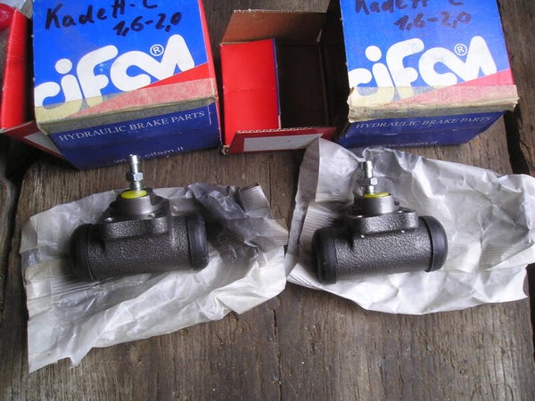 Opel Kadett C Paar Radbremszylinder