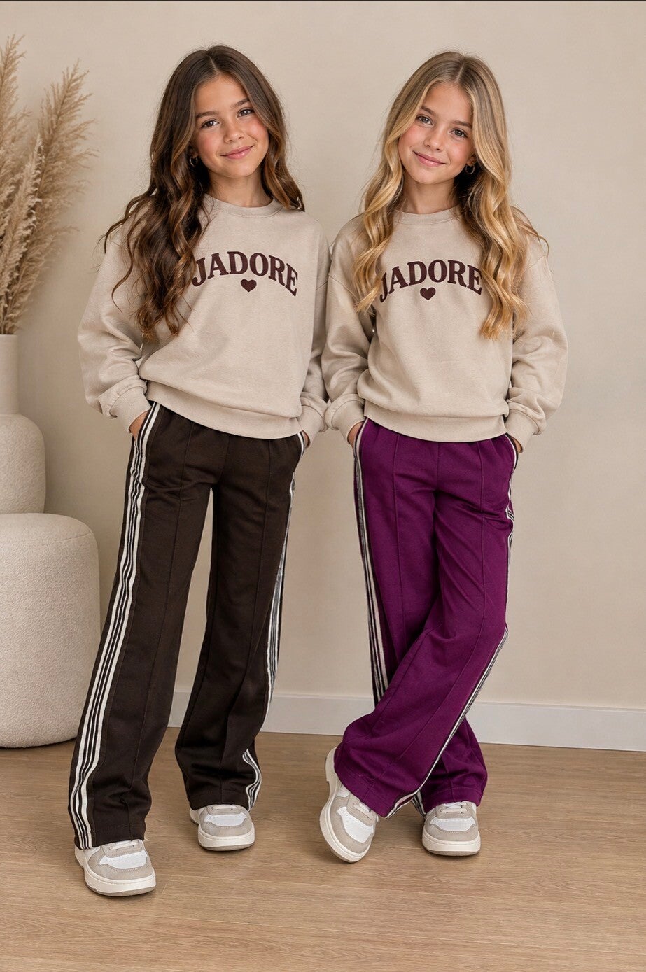Broek wide met streep donker bruin of paars