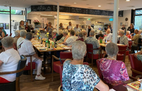 Café De KnuffelCactus