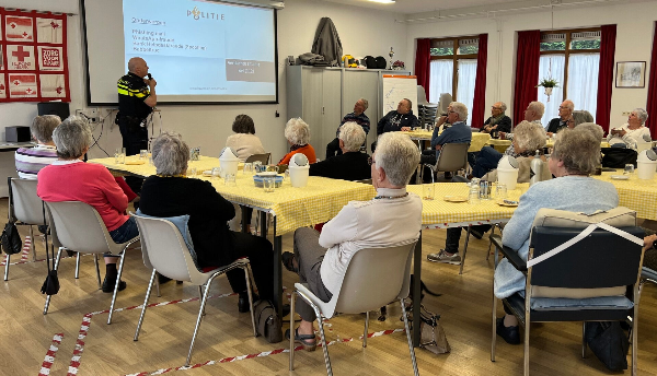 Café De KnuffelCactus