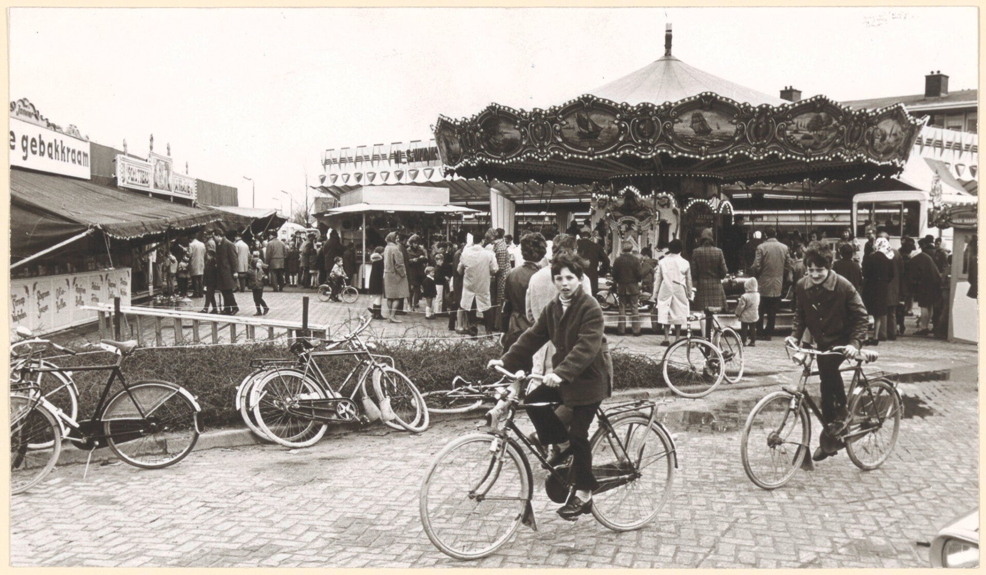 Kermis op het Damplein 1970