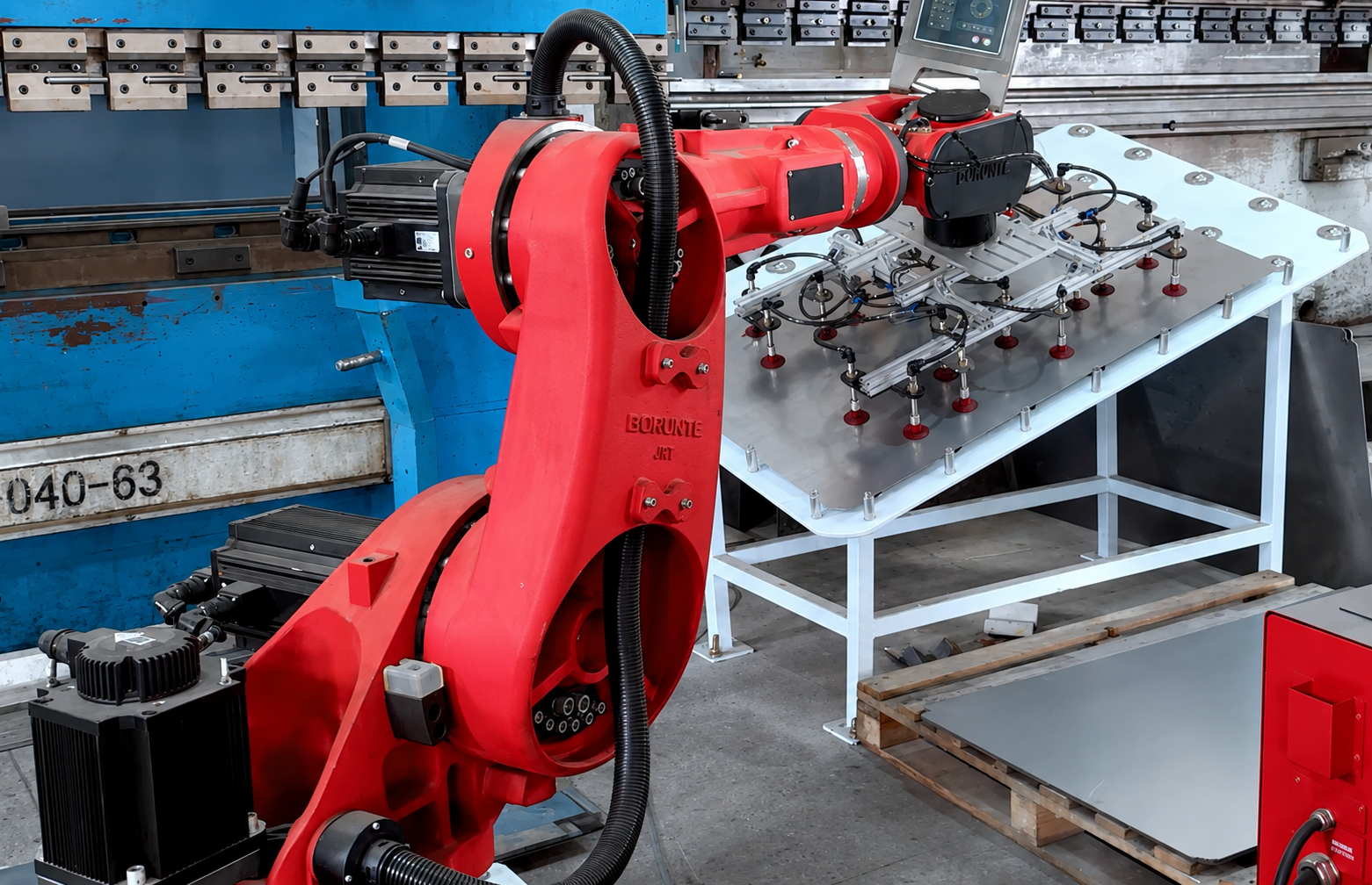 BORUNTE robot toepassing voor plaatbewerking