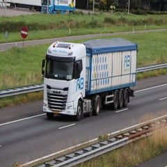 img_2086-standard-r8ka9d.jpg