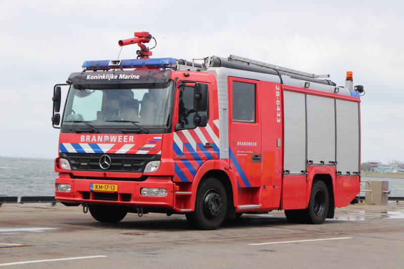 TS 28-6433 Korps marine brandweer Sectie Nieuwe haven 