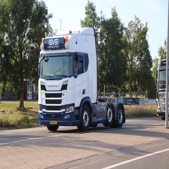 img_3949-standard-oial8e.jpg