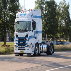 img_3964-standard-mvvj2e.jpg