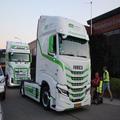 img_4125-standard-kolmmq.jpg