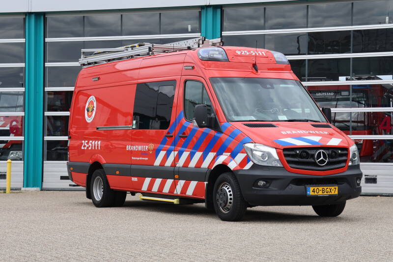 WO 25-5111  VRFL Lelystad